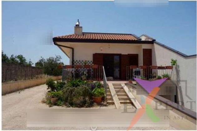 casa indipendente in vendita a Sammichele di Bari