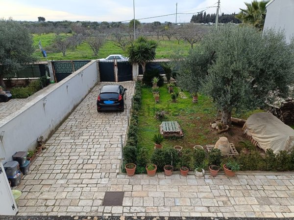 casa indipendente in vendita a Sammichele di Bari