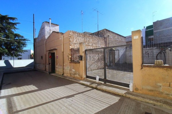 casa indipendente in vendita a Sammichele di Bari