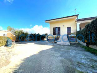 casa indipendente in vendita a Sannicandro di Bari