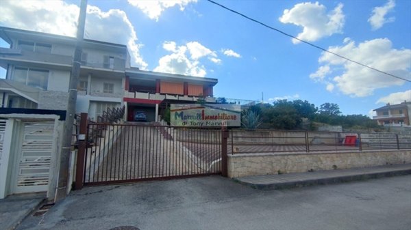 casa indipendente in vendita a Sannicandro di Bari