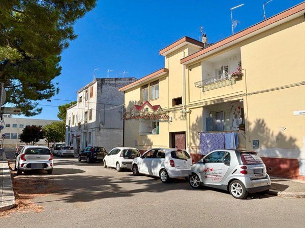 appartamento in vendita a Sannicandro di Bari