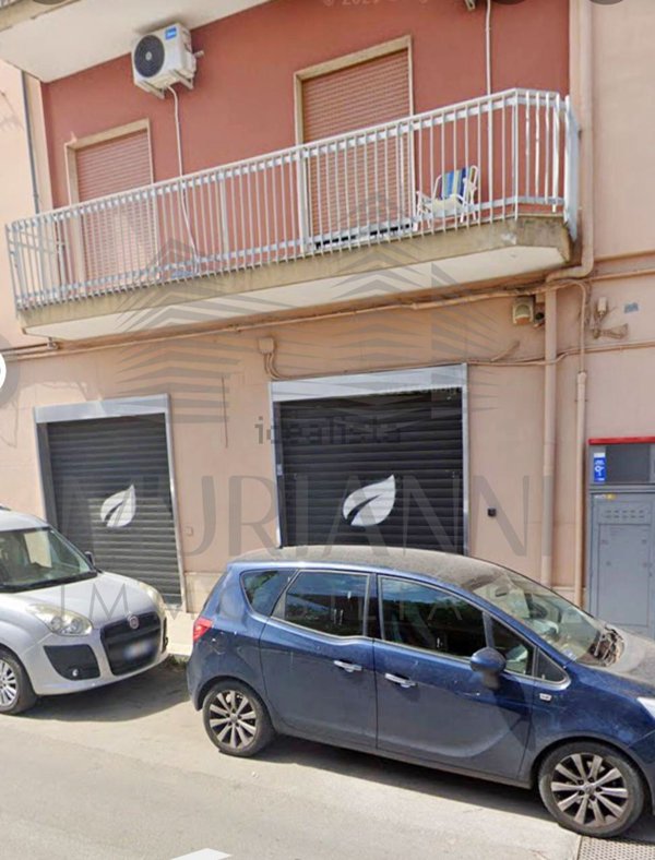 negozio in vendita a Sannicandro di Bari