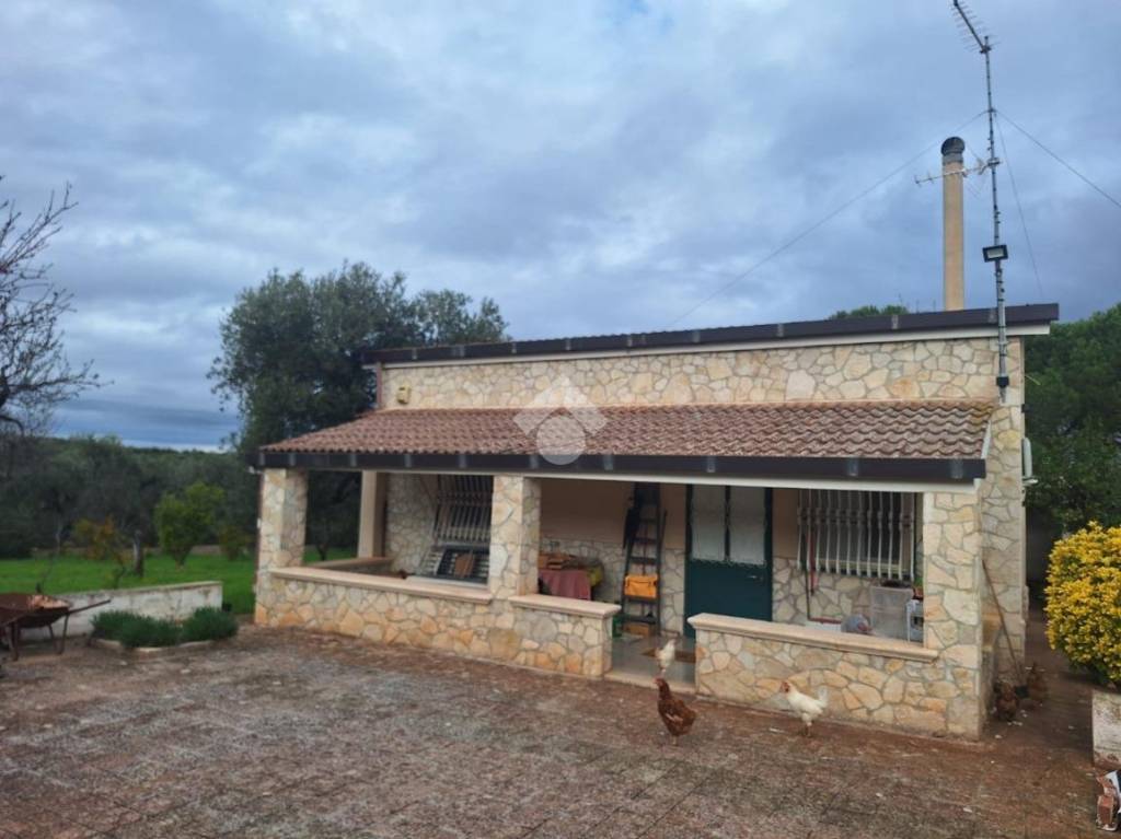 casa indipendente in vendita a Sannicandro di Bari