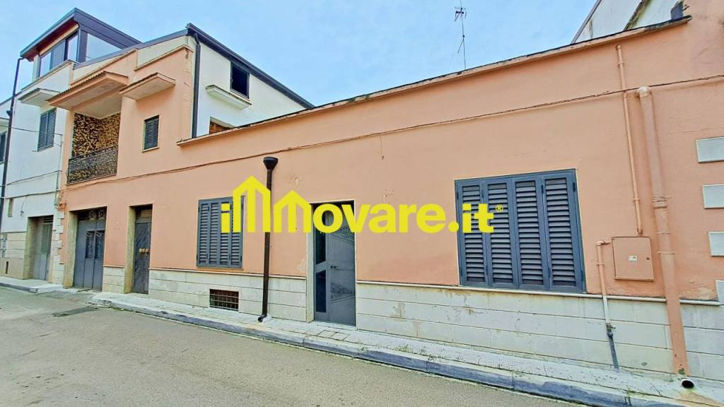 casa indipendente in vendita a Sannicandro di Bari