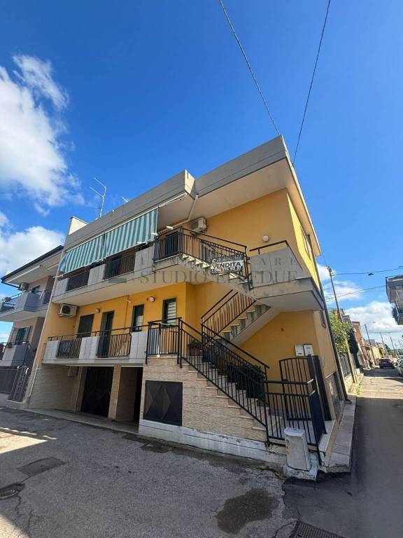 casa indipendente in vendita a Sannicandro di Bari
