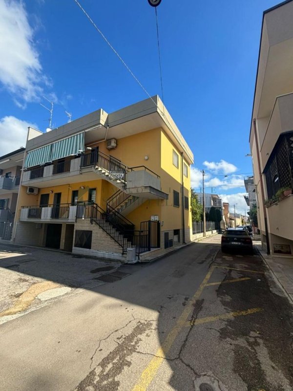 appartamento in vendita a Sannicandro di Bari