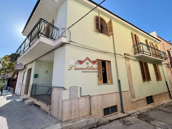 casa indipendente in vendita a Sannicandro di Bari