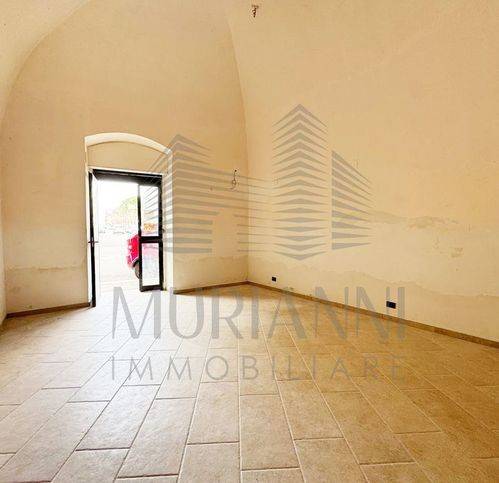 negozio in vendita a Sannicandro di Bari
