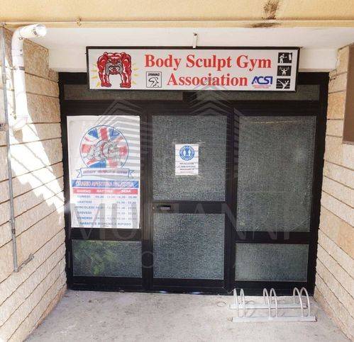 negozio in vendita a Sannicandro di Bari