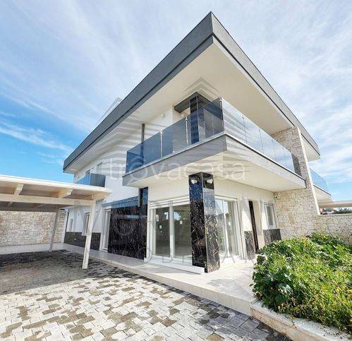 casa indipendente in vendita a Sannicandro di Bari