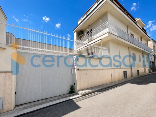 casa indipendente in vendita a Sannicandro di Bari