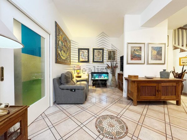 casa indipendente in vendita a Sannicandro di Bari
