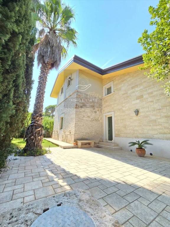 casa indipendente in vendita a Sannicandro di Bari