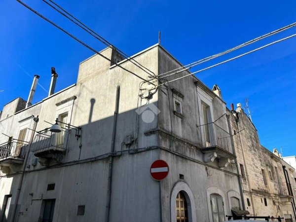intera palazzina in vendita a Santeramo in Colle
