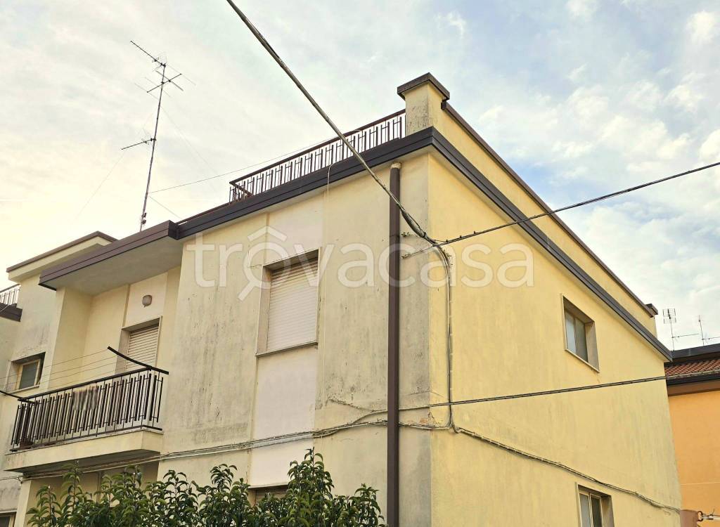 appartamento in vendita a Santeramo in Colle