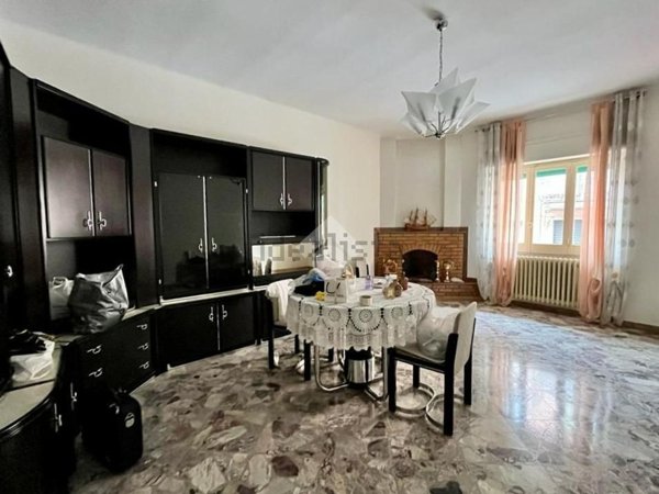 appartamento in vendita a Santeramo in Colle
