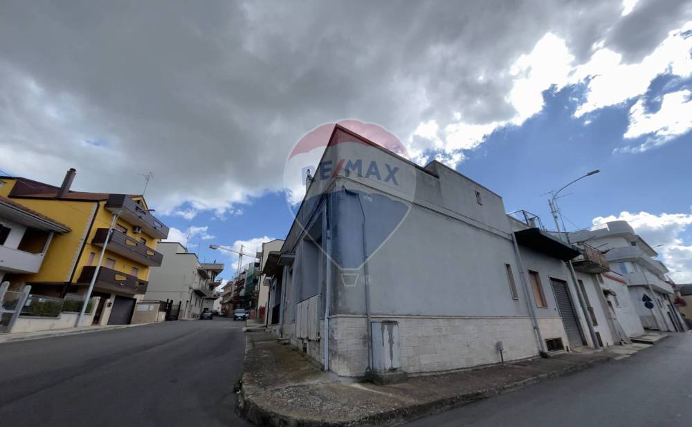 casa indipendente in vendita a Santeramo in Colle