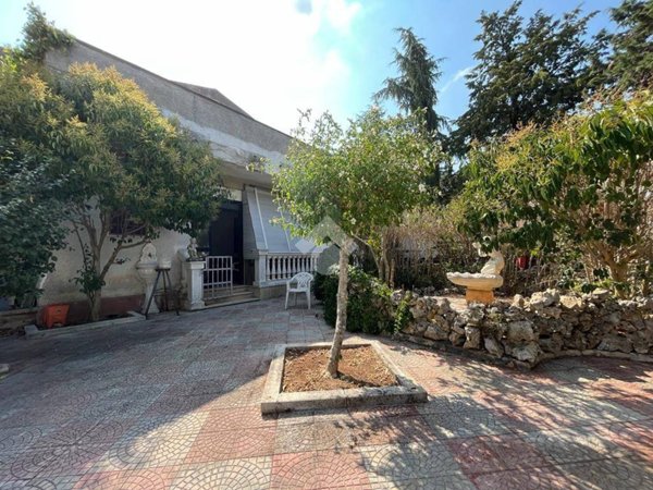 casa indipendente in vendita a Santeramo in Colle