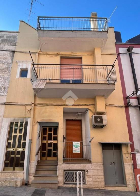 casa indipendente in vendita a Santeramo in Colle