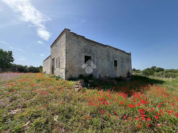 casa indipendente in vendita a Santeramo in Colle