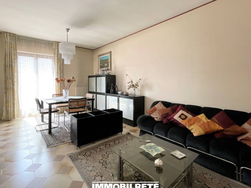 appartamento in vendita a Santeramo in Colle