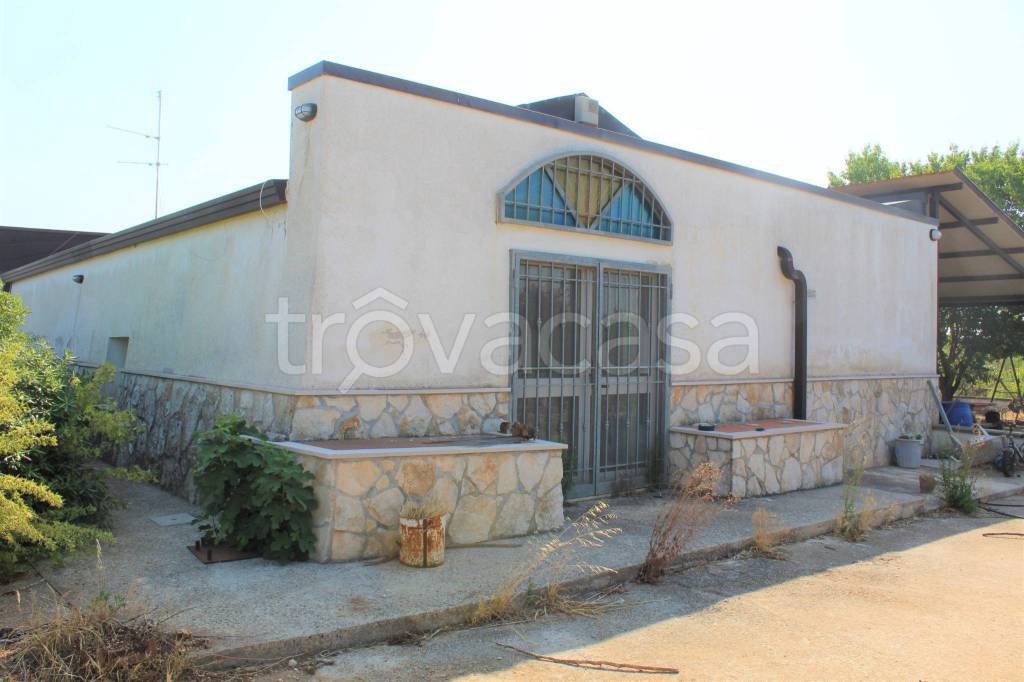 casa indipendente in vendita a Santeramo in Colle