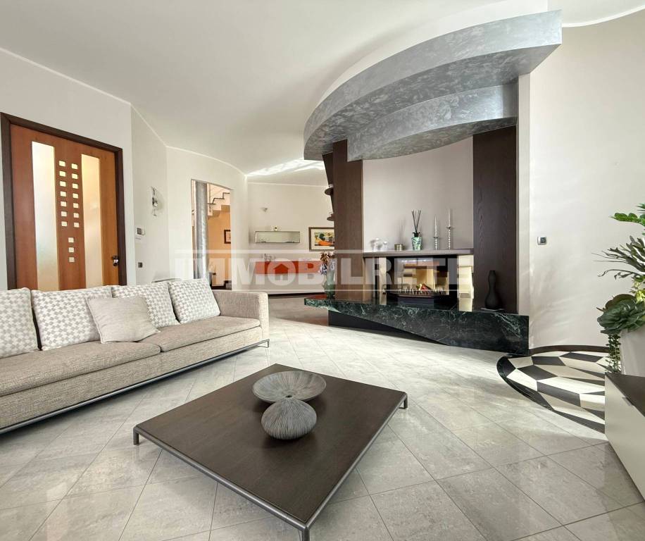 casa indipendente in vendita a Santeramo in Colle