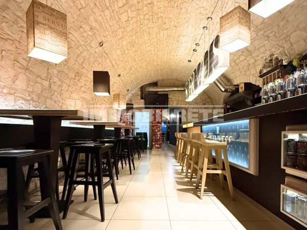 negozio in vendita a Santeramo in Colle