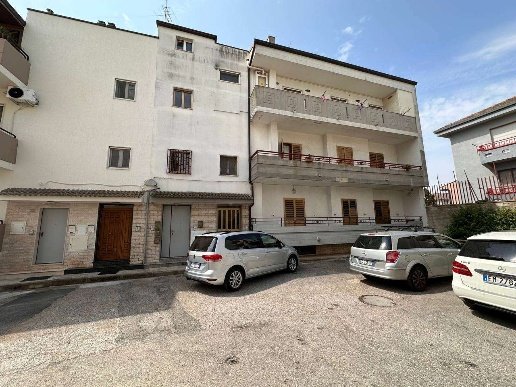 appartamento in vendita a Santeramo in Colle