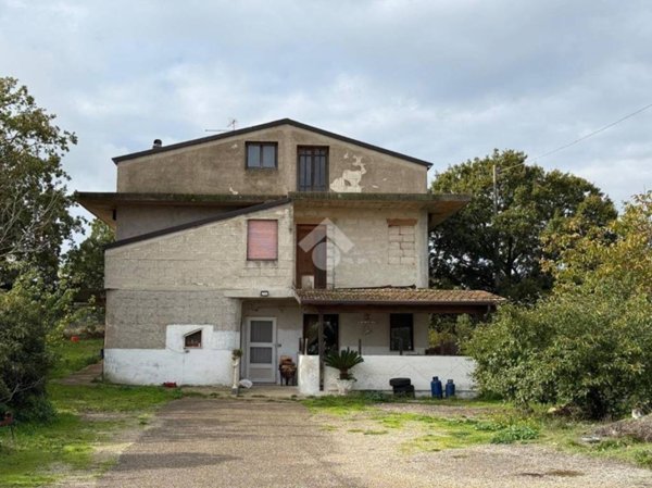 casa indipendente in vendita a Santeramo in Colle