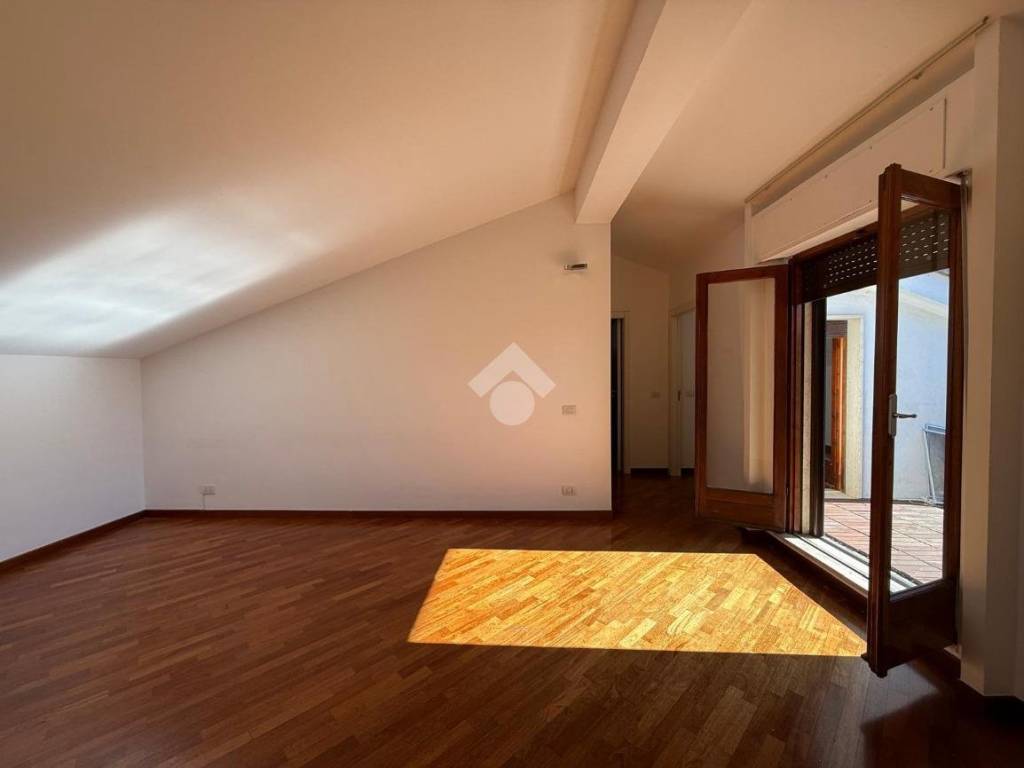 appartamento in vendita a Santeramo in Colle