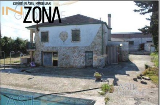 casa indipendente in vendita a Santeramo in Colle