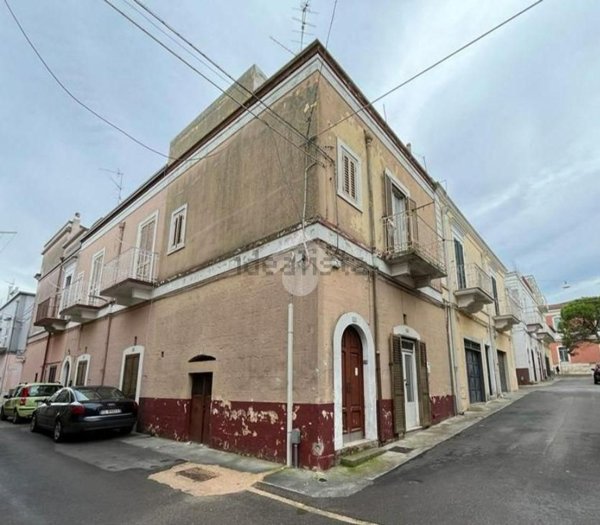 intera palazzina in vendita a Santeramo in Colle