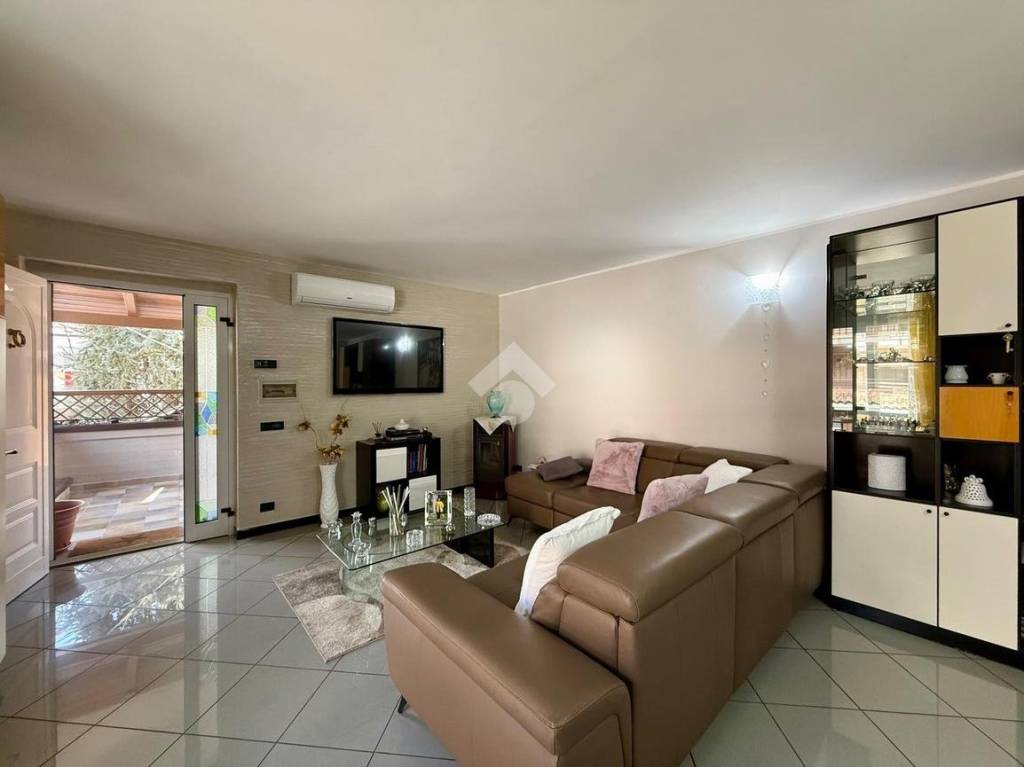 casa indipendente in vendita a Santeramo in Colle