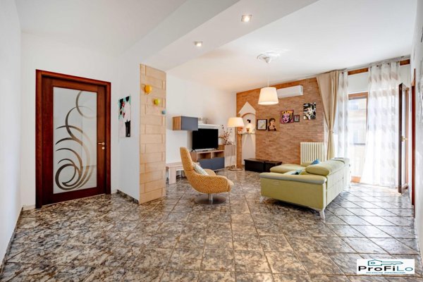 appartamento in vendita a Santeramo in Colle