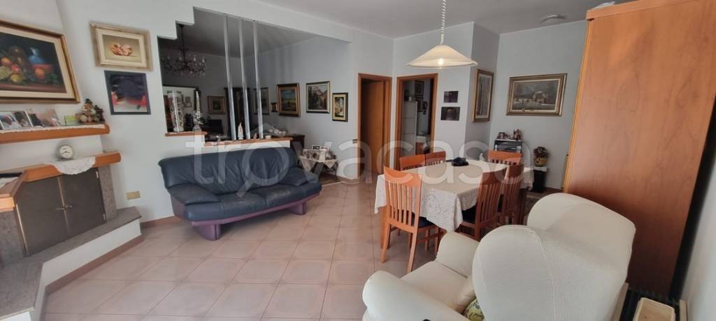 appartamento in vendita a Santeramo in Colle