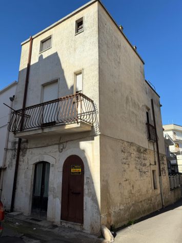 casa indipendente in vendita a Santeramo in Colle