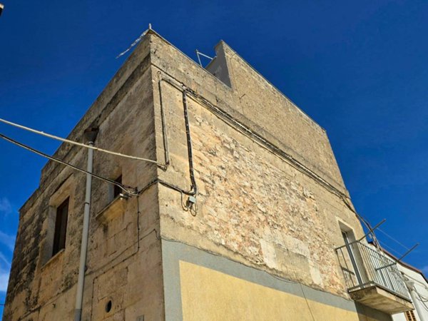 casa indipendente in vendita a Santeramo in Colle
