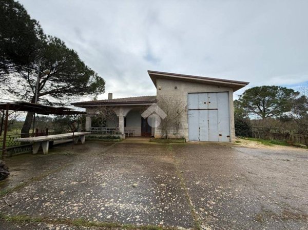 casa indipendente in vendita a Santeramo in Colle