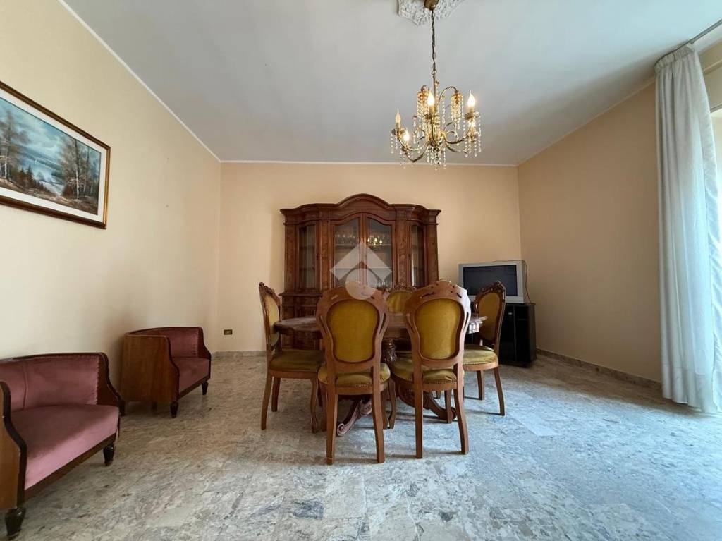 casa indipendente in vendita a Santeramo in Colle