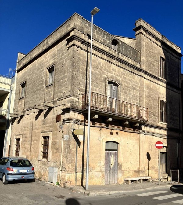 casa indipendente in vendita a Santeramo in Colle