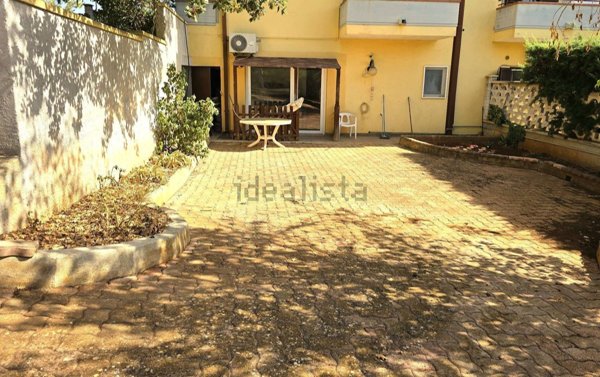 casa indipendente in vendita a Santeramo in Colle