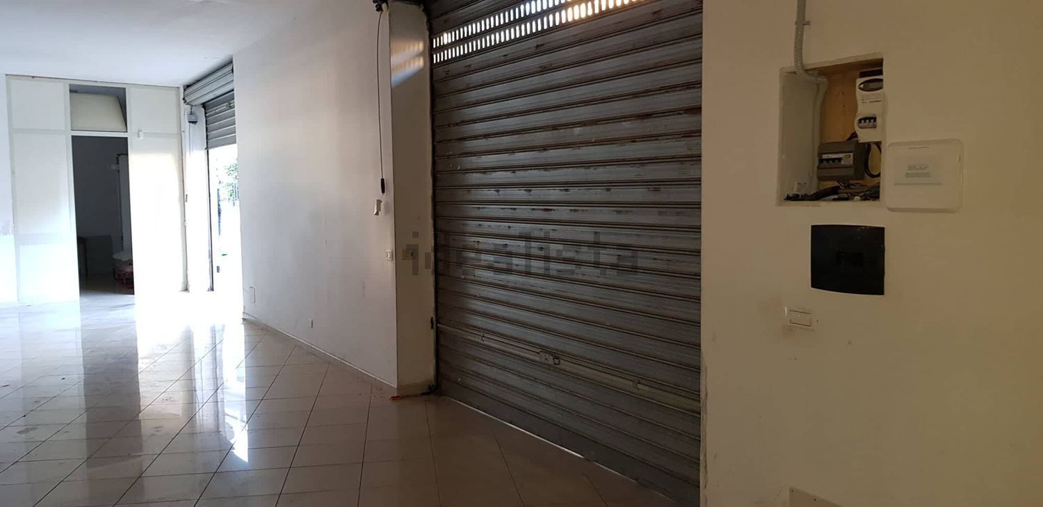 locale commerciale in vendita a Santeramo in Colle