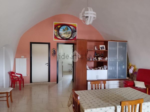 casa indipendente in vendita a Santeramo in Colle