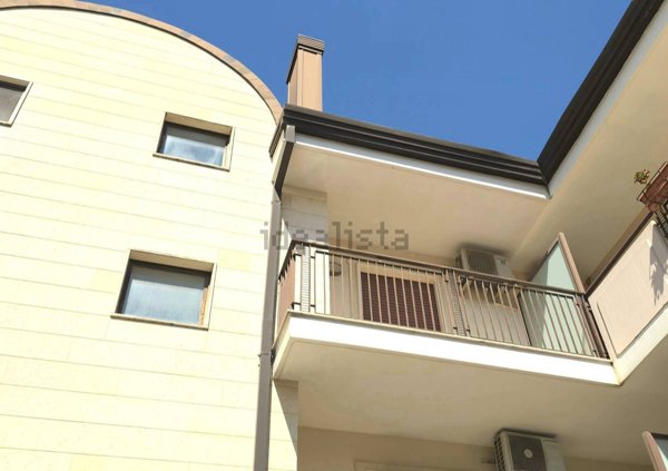 appartamento in vendita a Santeramo in Colle