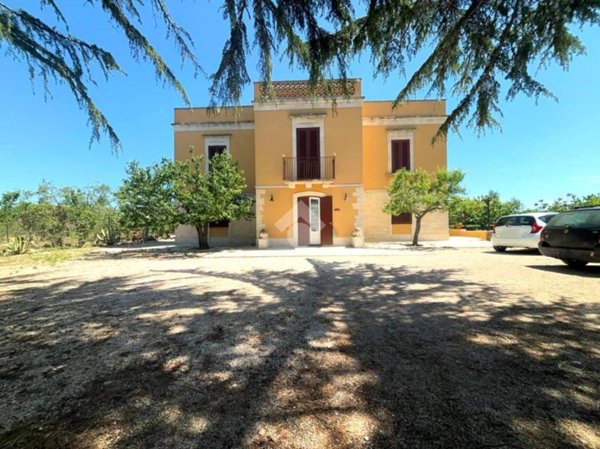 casa indipendente in vendita a Terlizzi