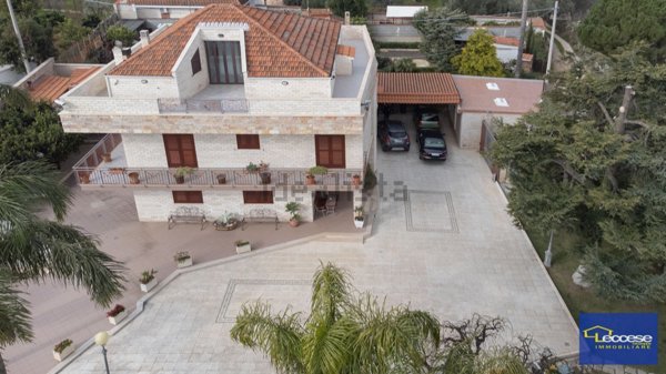 casa indipendente in vendita a Terlizzi