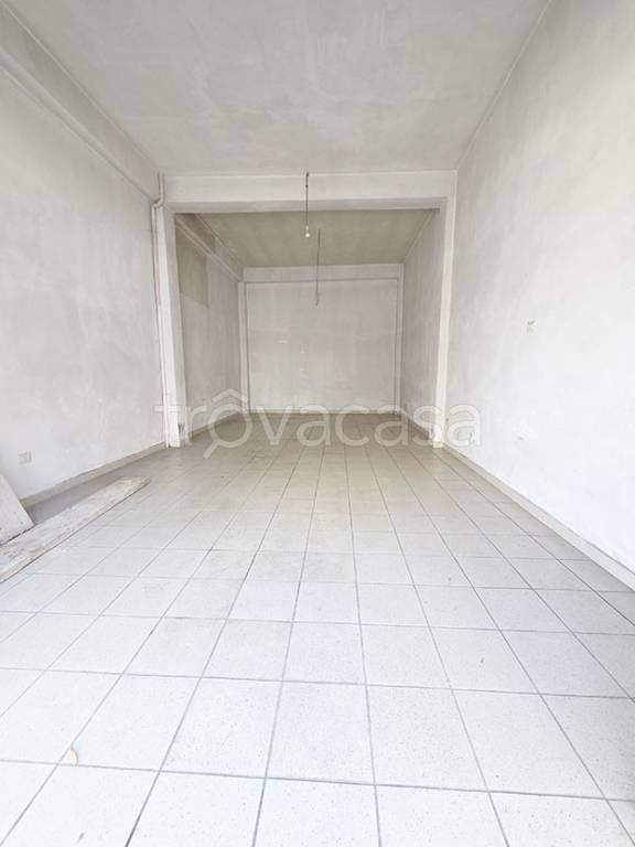 locale di sgombero in vendita a Terlizzi