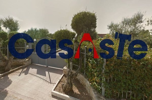 casa indipendente in vendita a Terlizzi